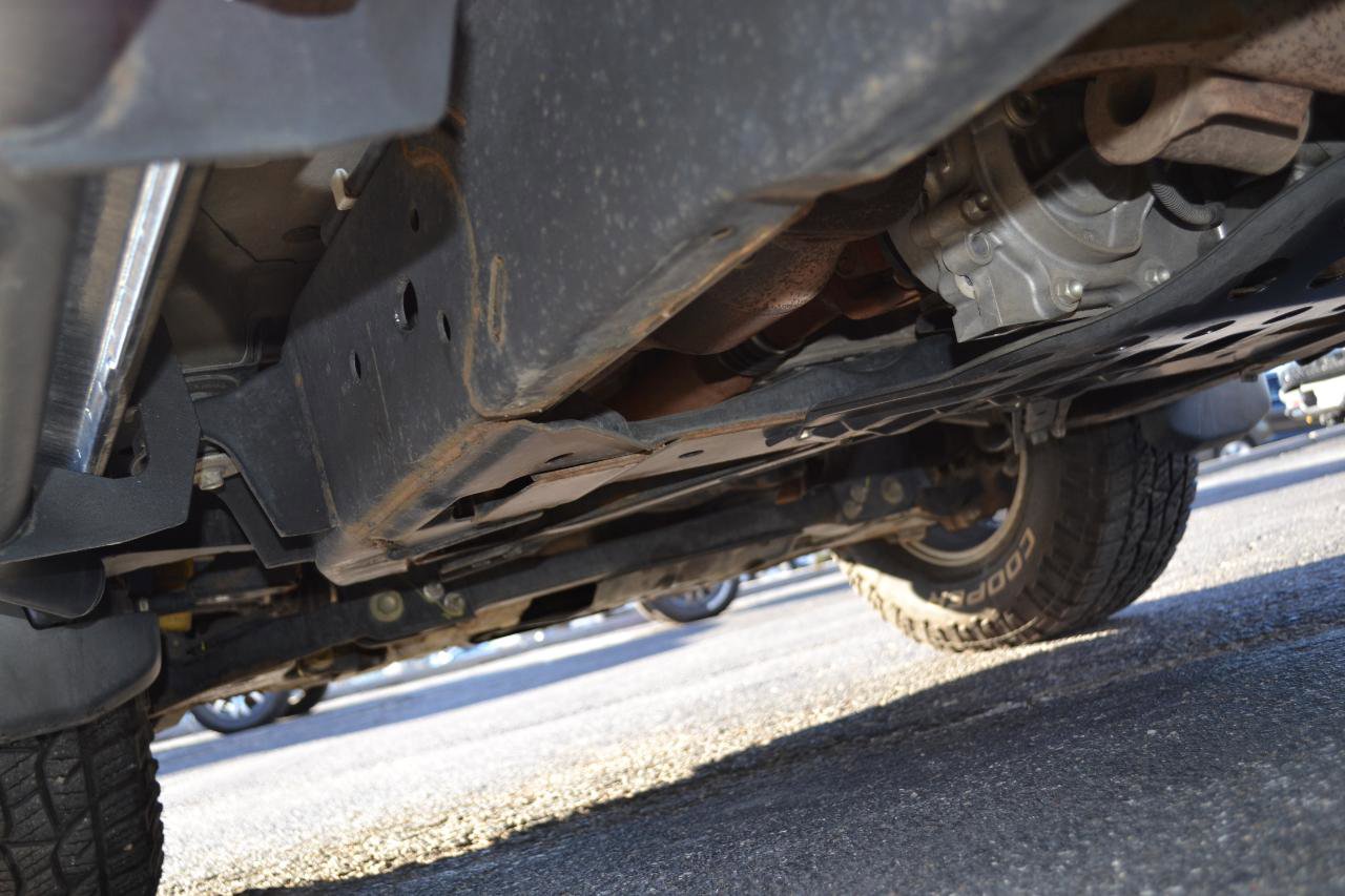 Used 2016 Nissan Frontier PRO-4X w/ Pro-4x Luxury Package image 58