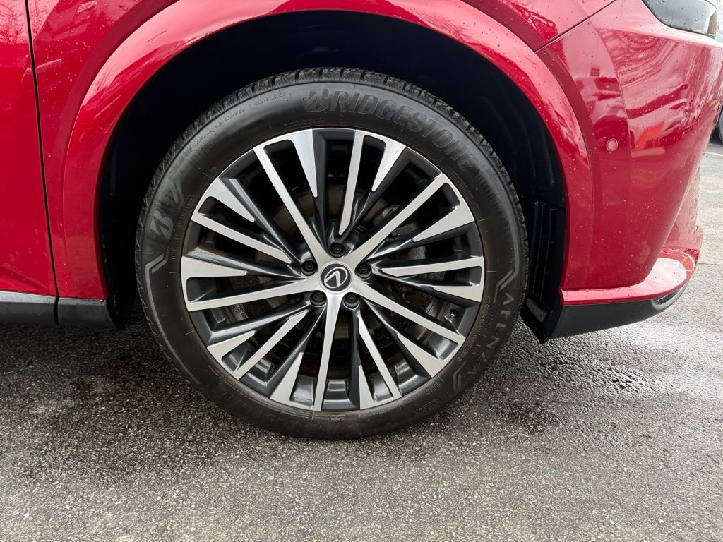 Used 2024 Lexus RX 350 w/ Convenience Package image 26