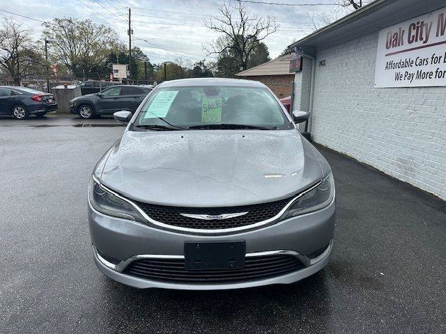 Used 2016 Chrysler 200 Limited Platinum w/ Comfort & Convenience Group FWD image 3