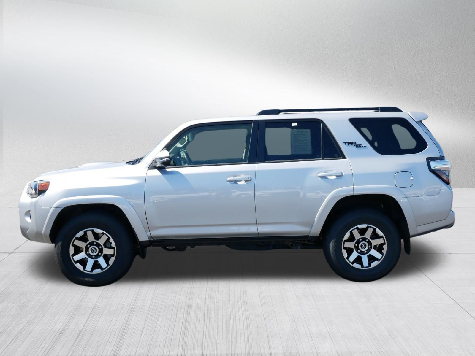 Certified 2023 Toyota 4Runner TRD Off-Road Premium w/ Off Road Premium Plus Package AWD/4WD image 4
