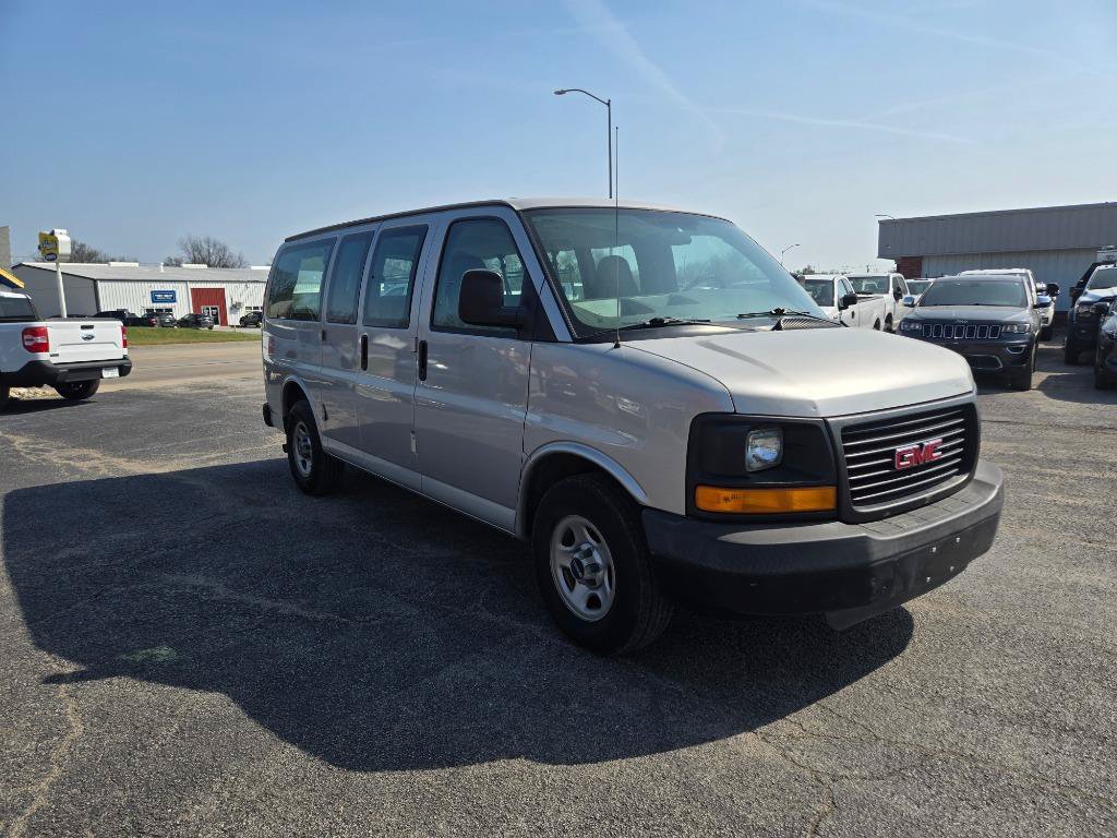 Used 2006 GMC Savana 1500 Passenger RWD image 8
