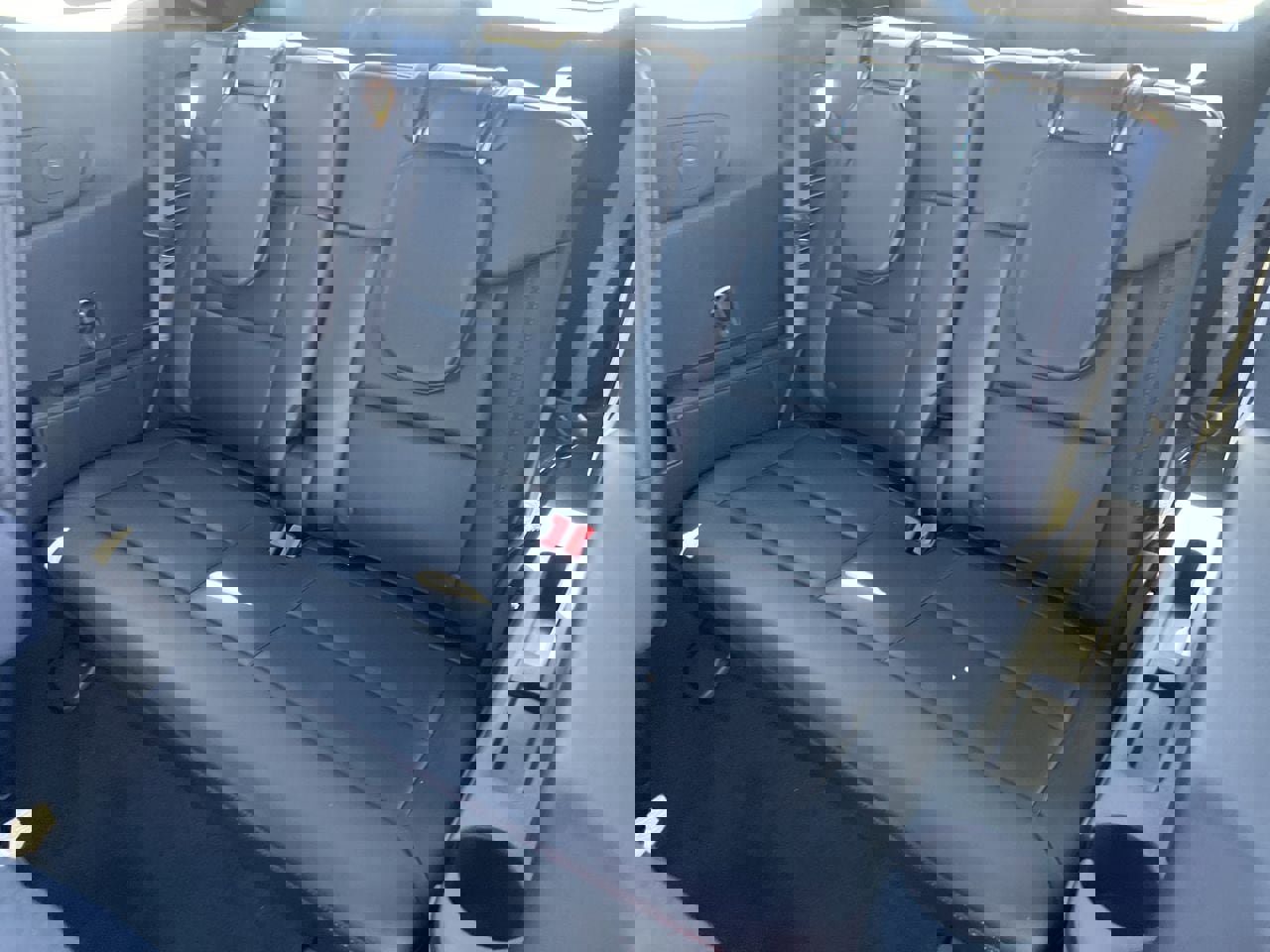 New 2026 Ford Explorer ST-Line w/ ST-Line Street Pack image 21