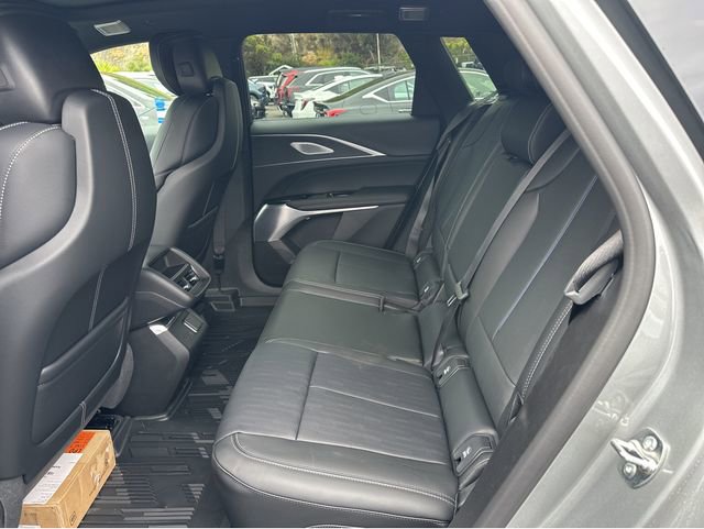 New 2026 Cadillac Lyriq Premium Sport w/ LPO, Floor Liner Package AWD/4WD image 14