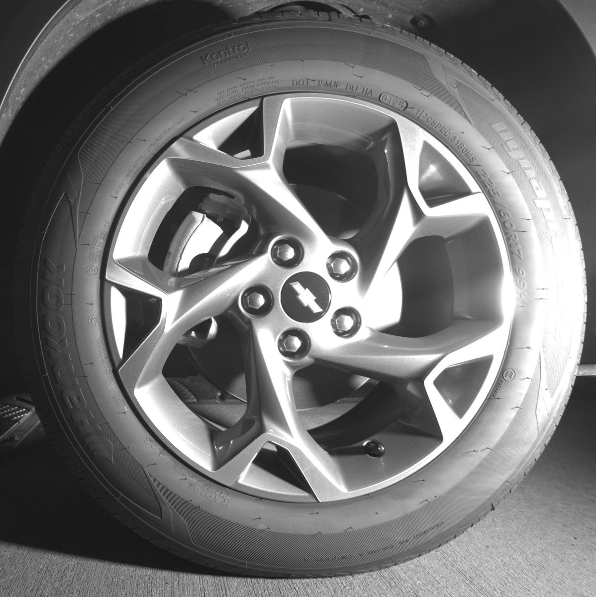 Used 2025 Chevrolet Trax LT image 12