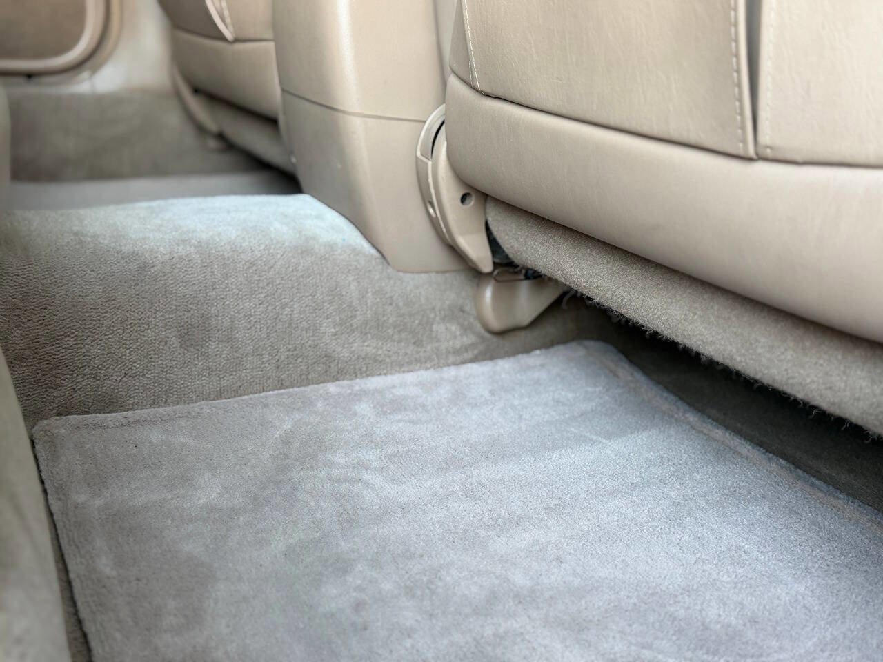 Used 1996 Toyota Avalon XLS image 50