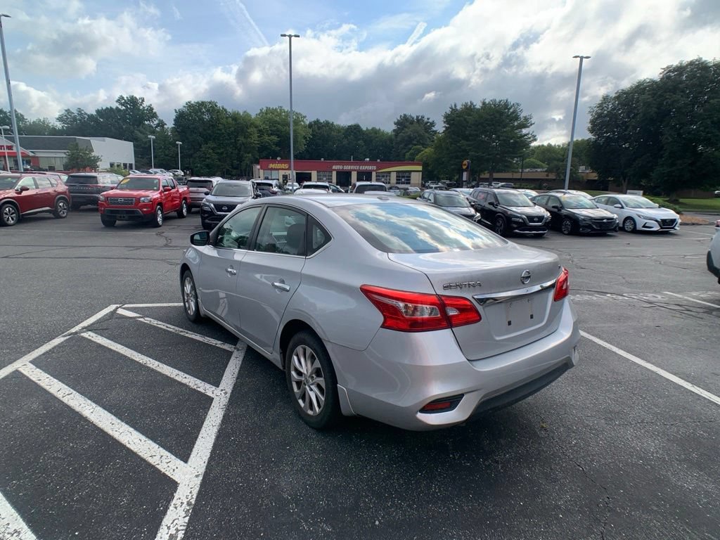 Used 2018 Nissan Sentra SV w/ Premium Package (P01) FWD image 6