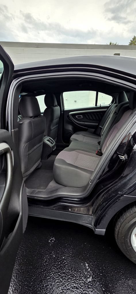 Used 2019 Ford Taurus SEL w/ Equipment Group 201A AWD/4WD image 11