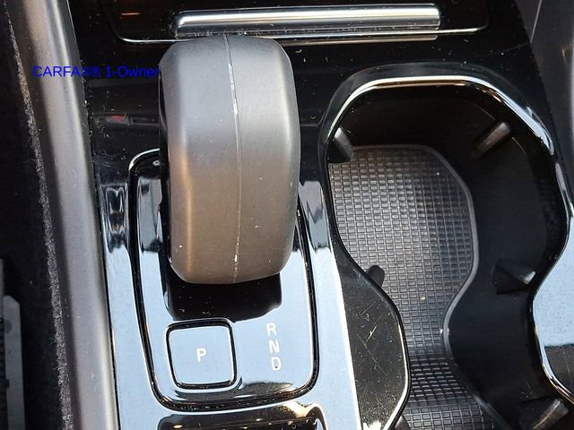 Certified 2023 Volvo XC40 B5 Plus w/ Driver Assist Package image 17