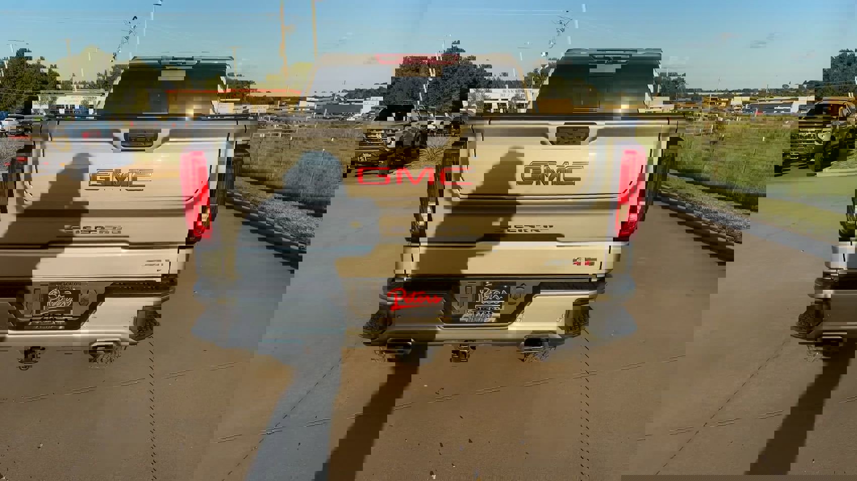 Used 2024 GMC Sierra 1500 AT4 w/ Technology Package image 8