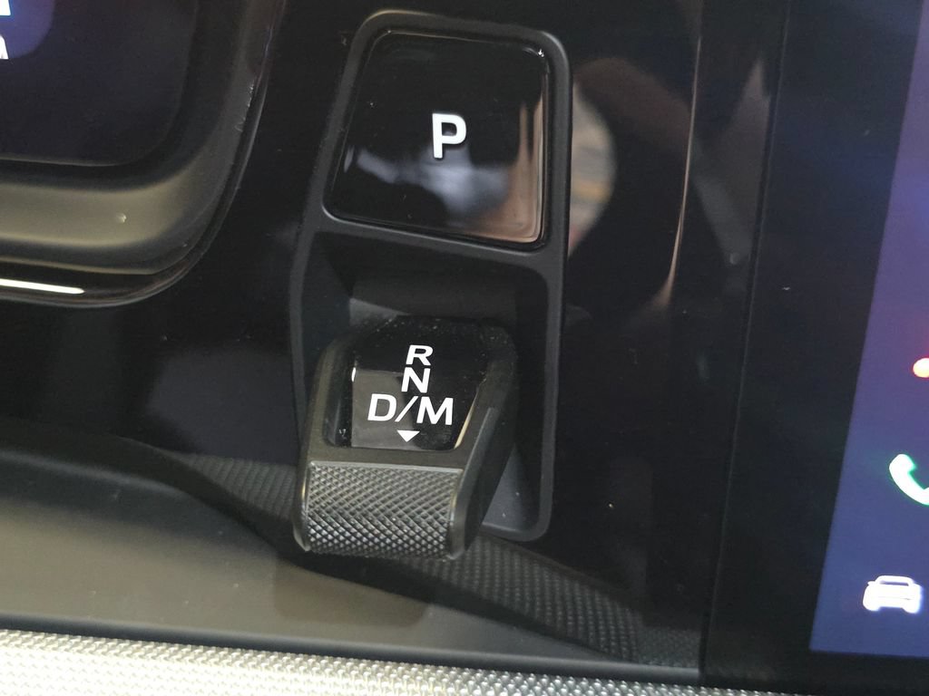 Certified 2026 Porsche Cayenne AWD/4WD image 31