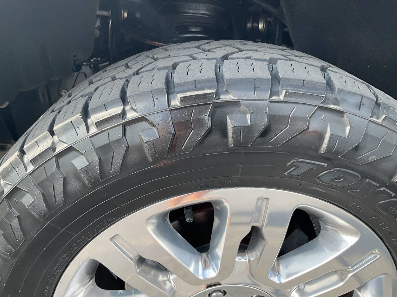 Used 2013 Ford F150 Platinum AWD/4WD image 36
