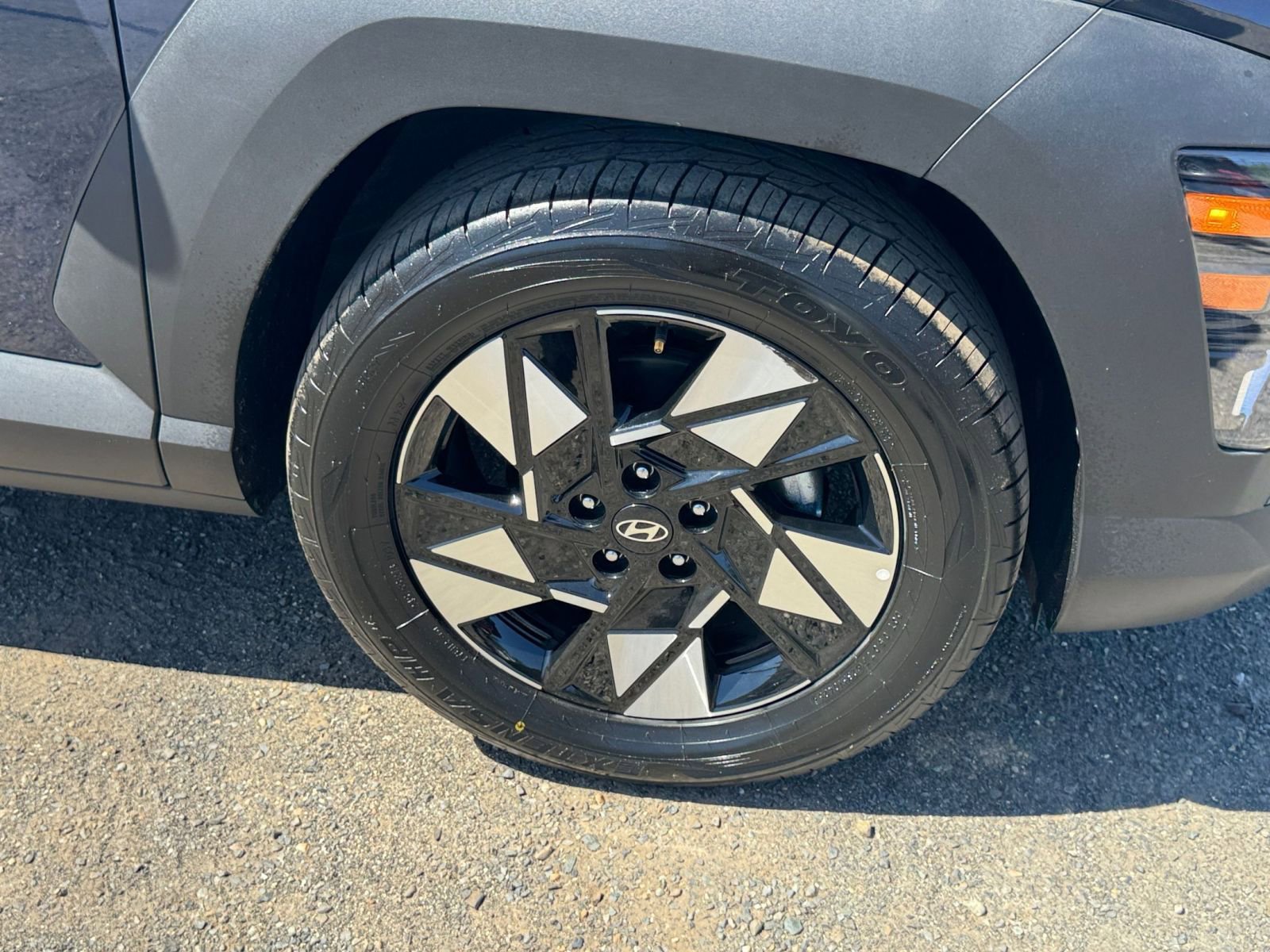 Used 2025 Hyundai Kona SEL image 31