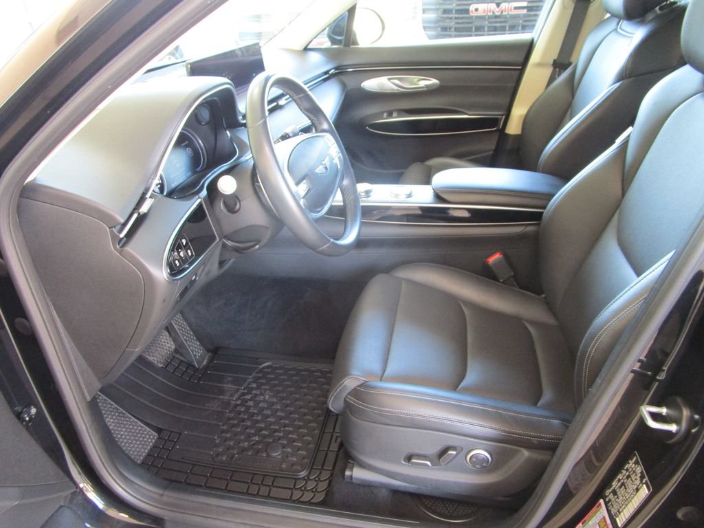 Used 2025 Genesis GV70 2.5T AWD/4WD image 24