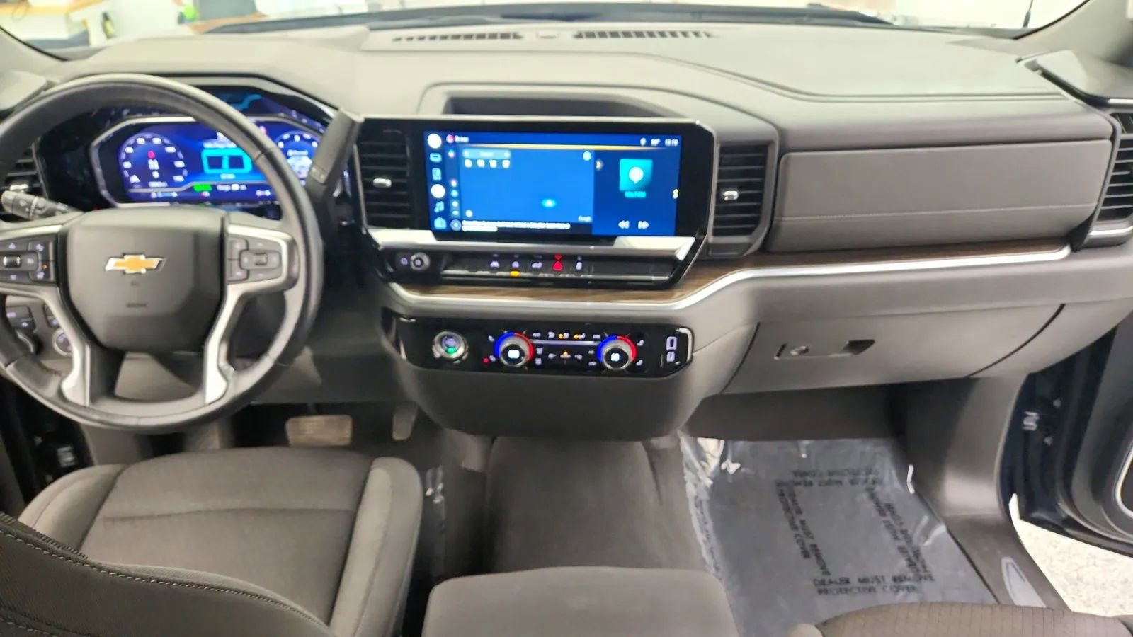 Used 2022 Chevrolet Silverado 1500 LT image 34