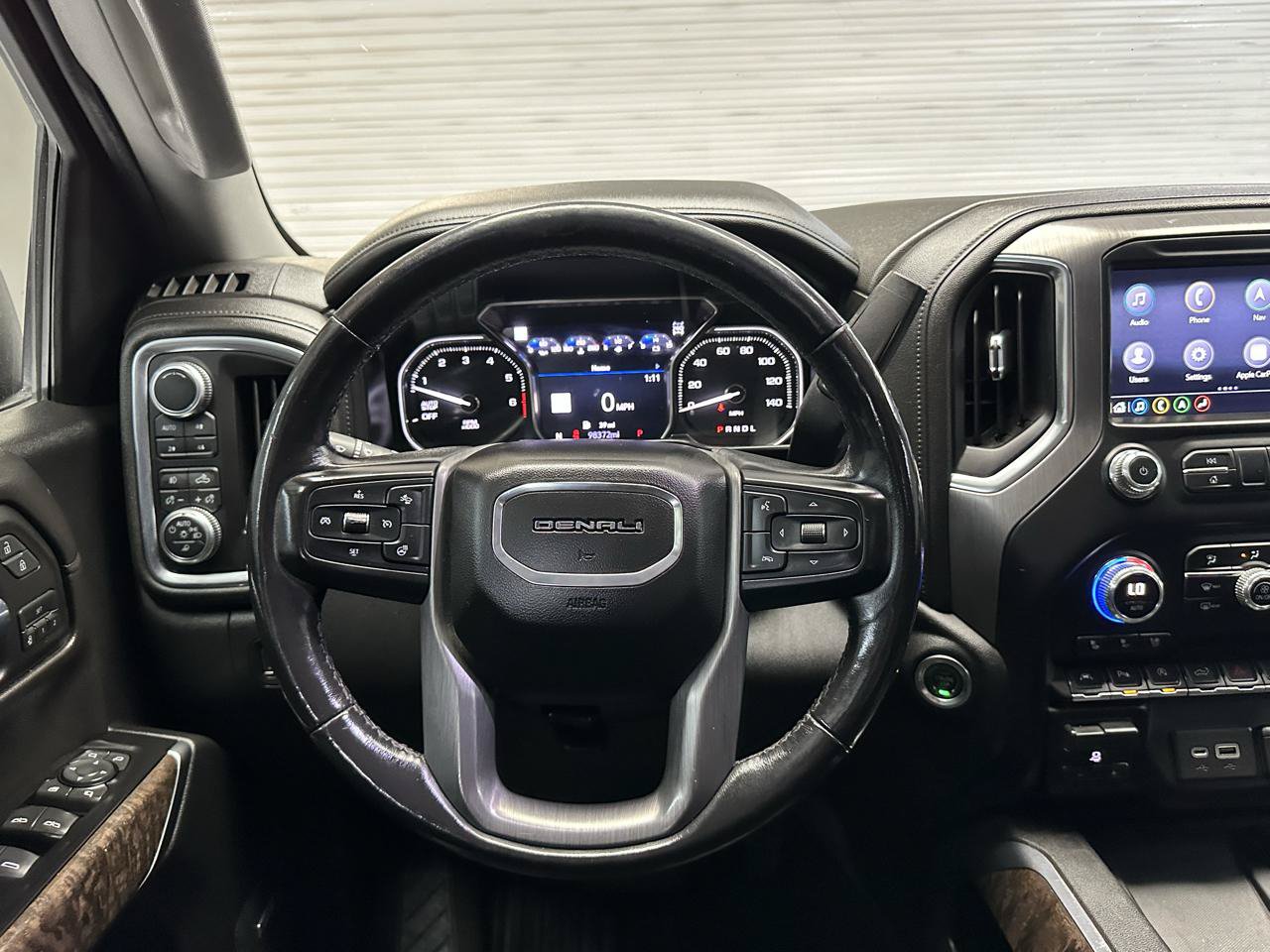 Used 2019 GMC Sierra 1500 Denali w/ Denali Ultimate Package AWD/4WD image 18
