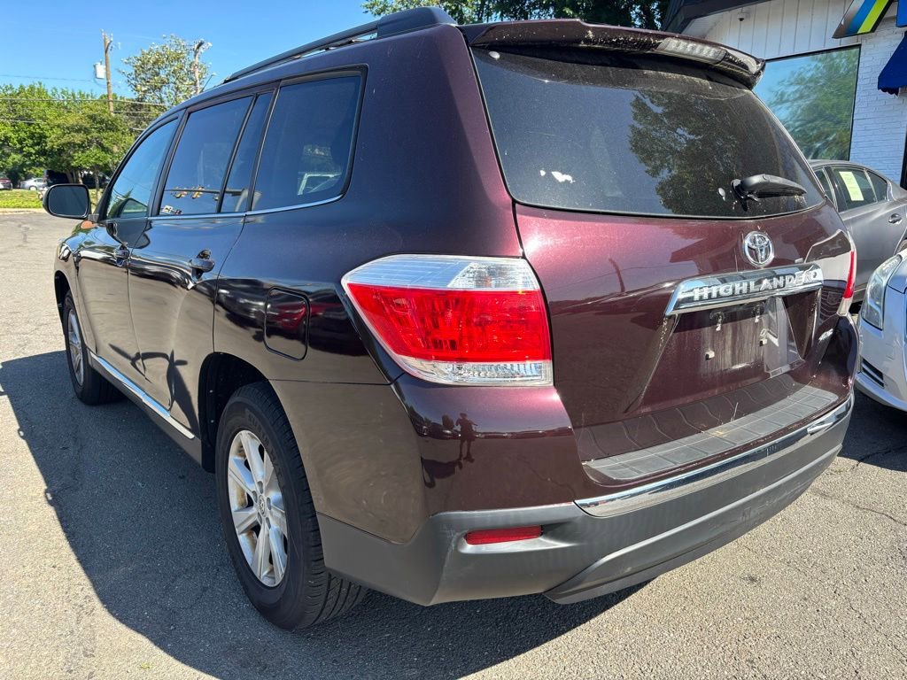 Used 2013 Toyota Highlander SE AWD/4WD image 5
