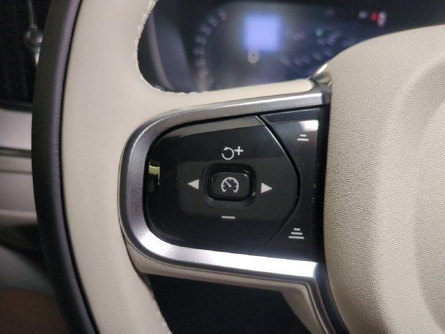 New 2026 Volvo XC60 B5 Ultra w/ Climate Package PRO AWD/4WD image 18