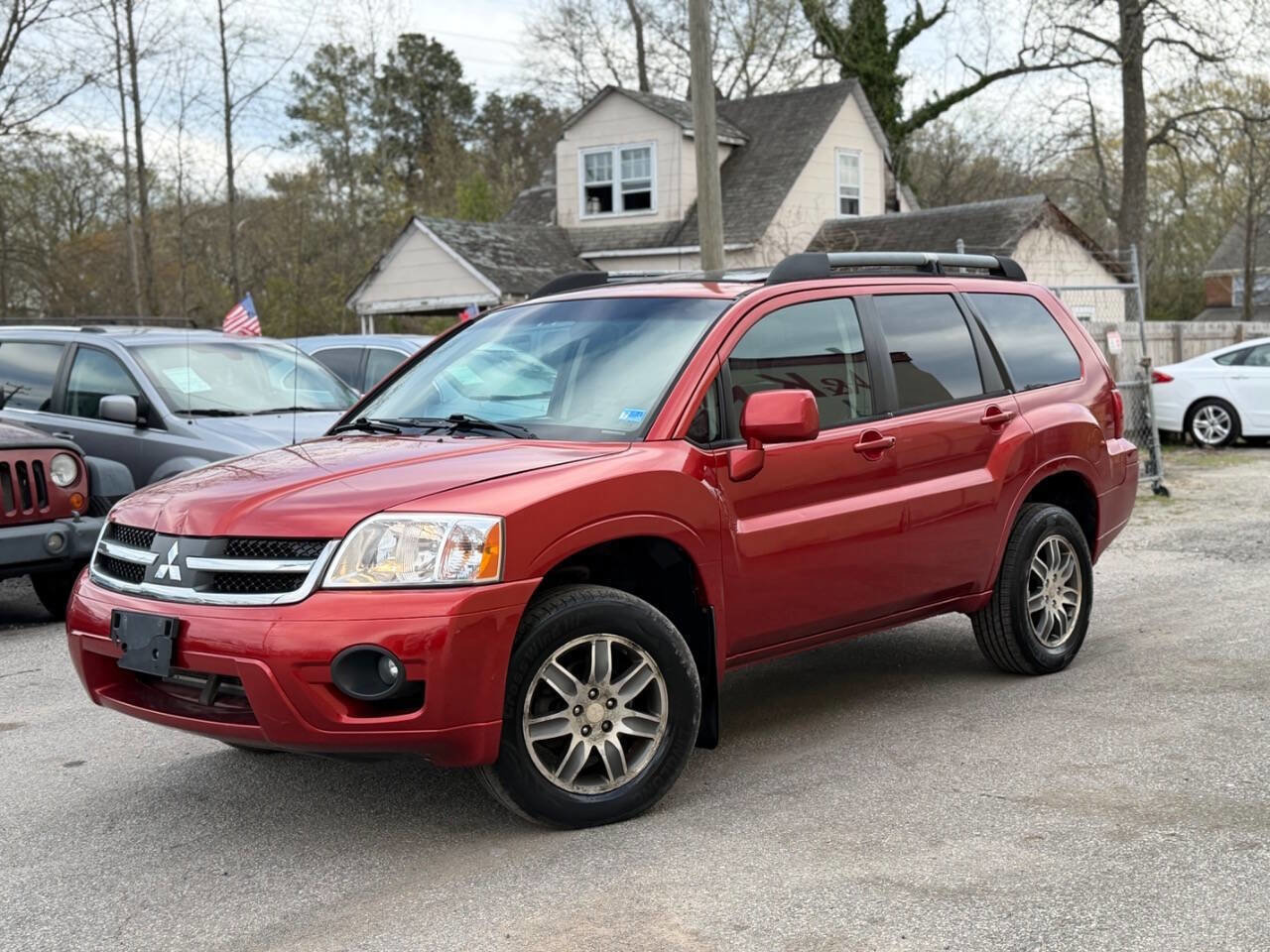 Used 2008 Mitsubishi Endeavor SE image 3