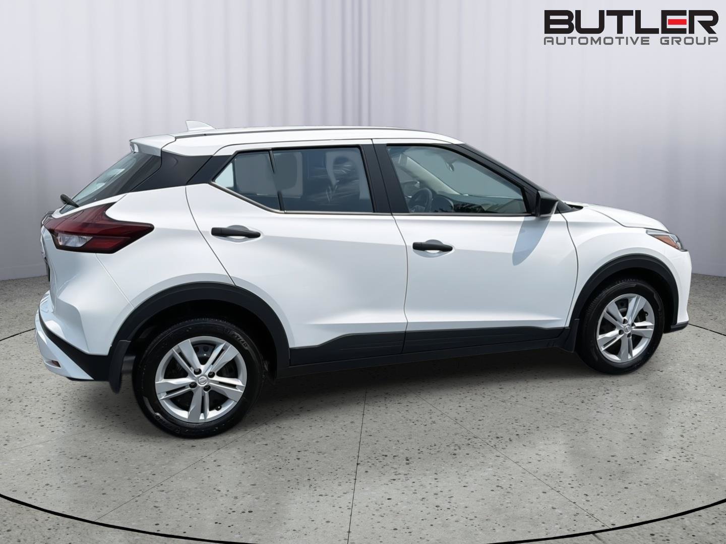 Used 2024 Nissan Kicks S FWD image 7