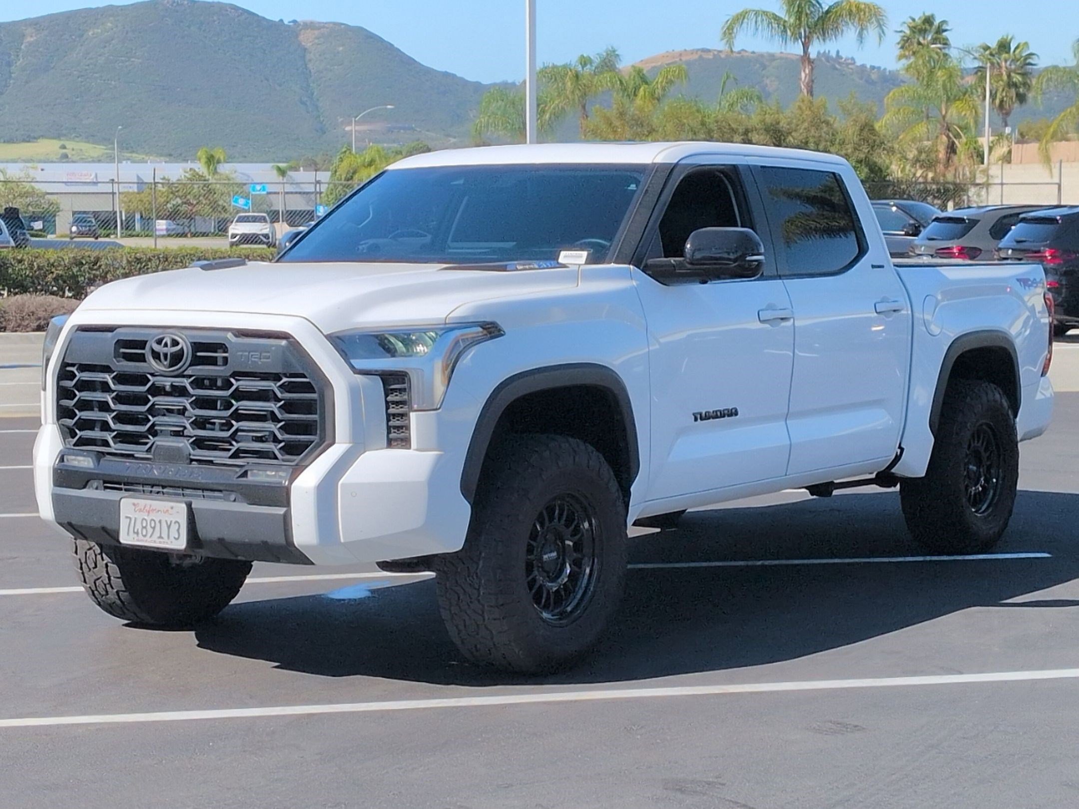 Used 2024 Toyota Tundra Limited w/ TRD Off-Road Package image 5