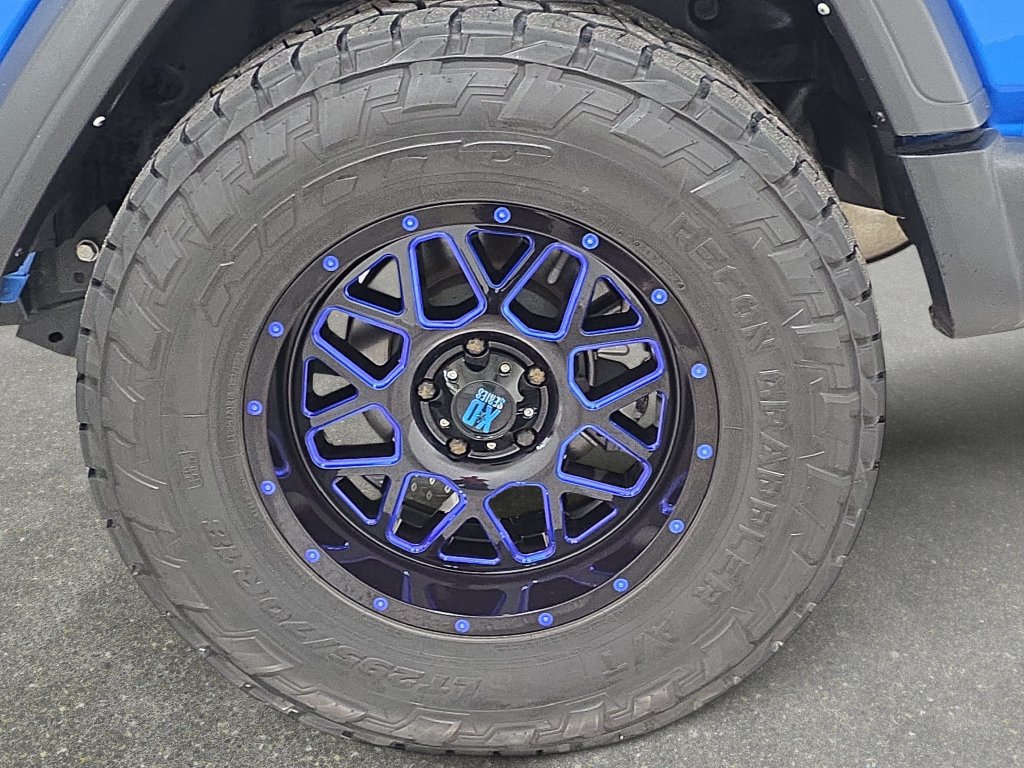 Used 2021 Jeep Wrangler Sport AWD/4WD image 28