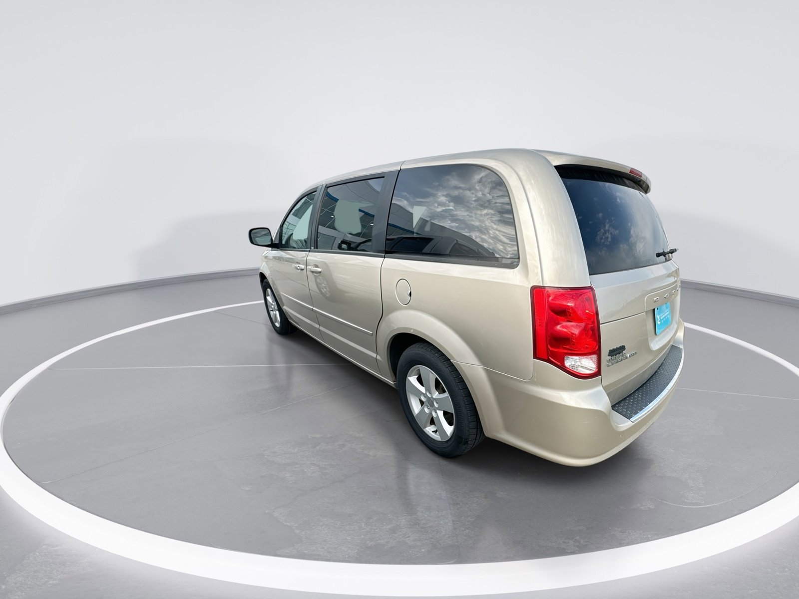 Used 2013 Dodge Grand Caravan SE image 6