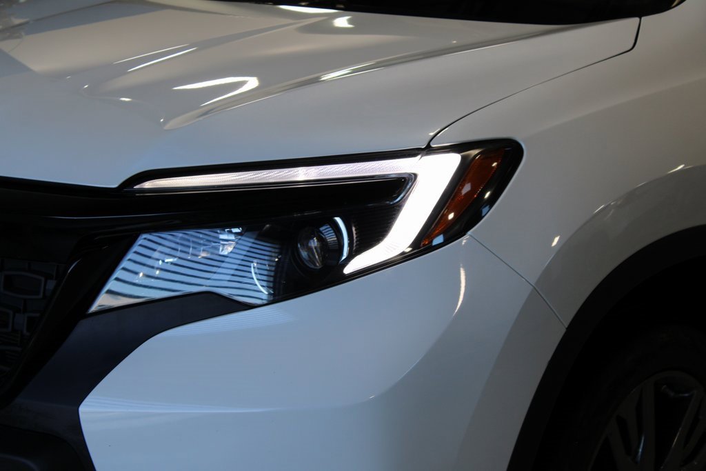 Used 2021 Honda Passport EX-L image 2