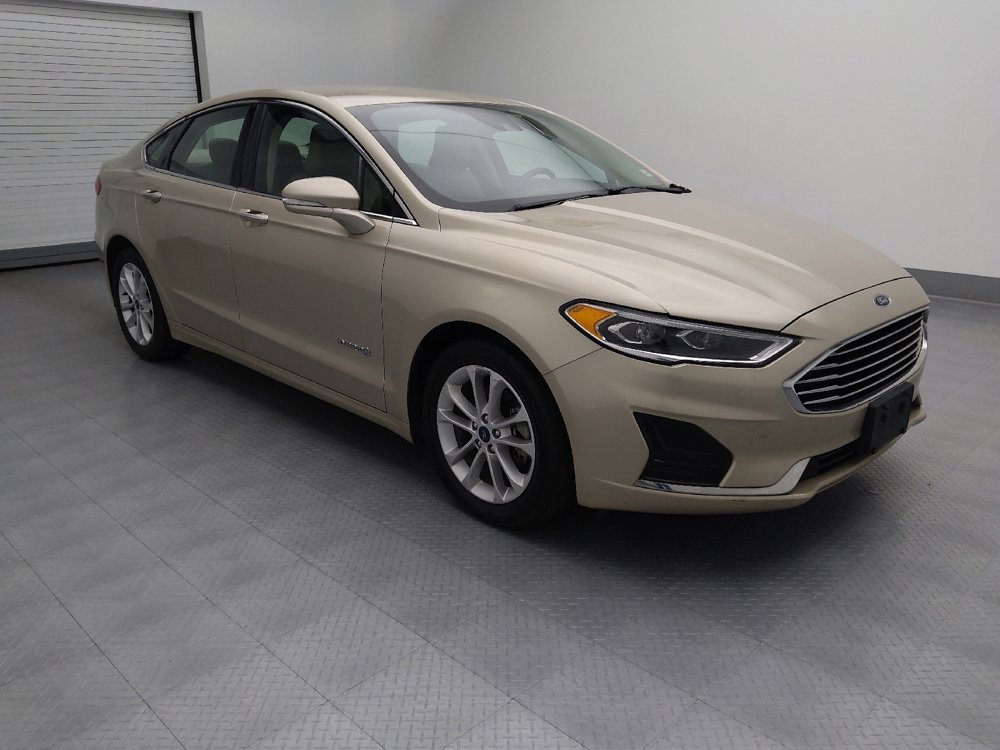 Used 2019 Ford Fusion SEL image 11