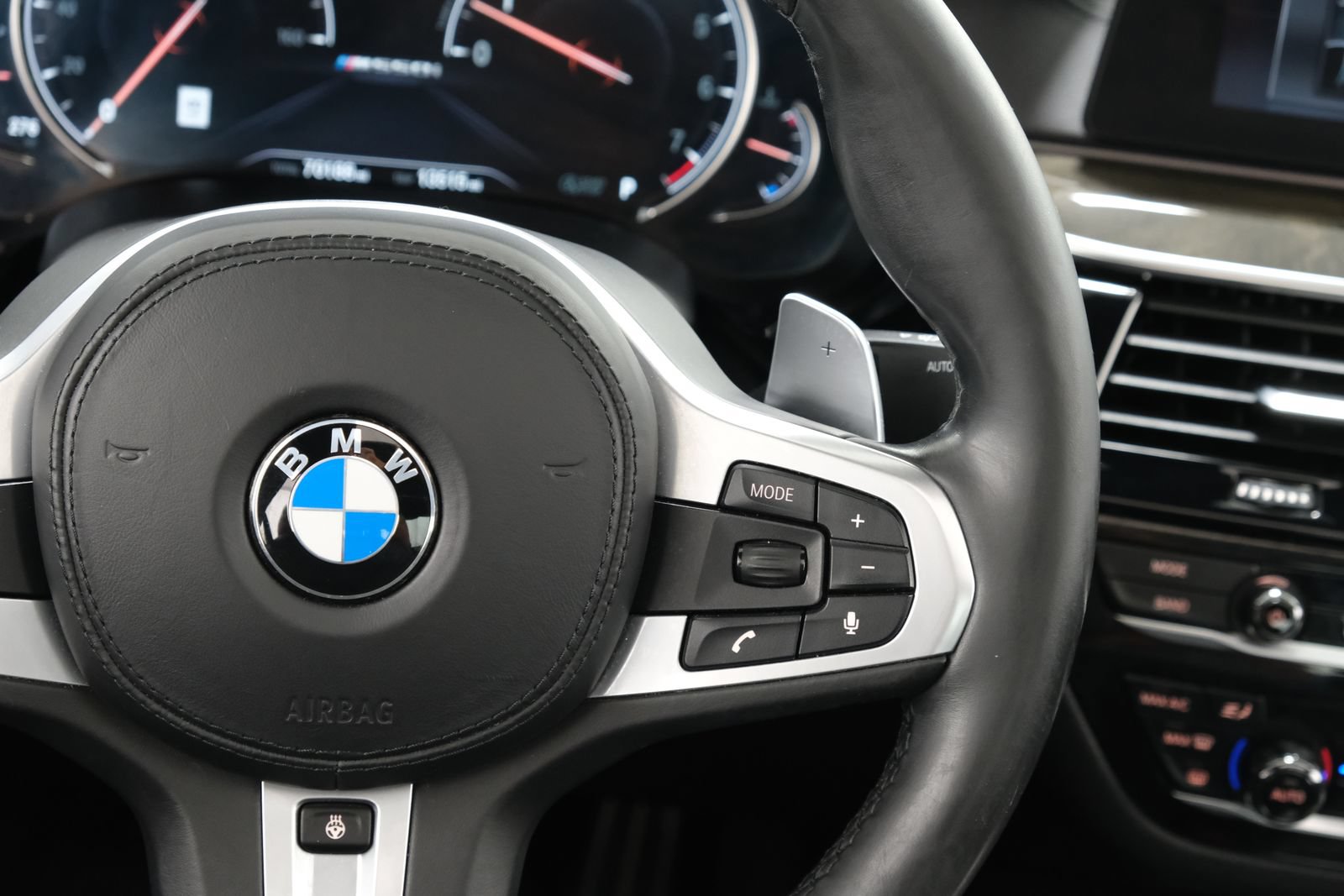 Used 2018 BMW M550i xDrive AWD/4WD image 15