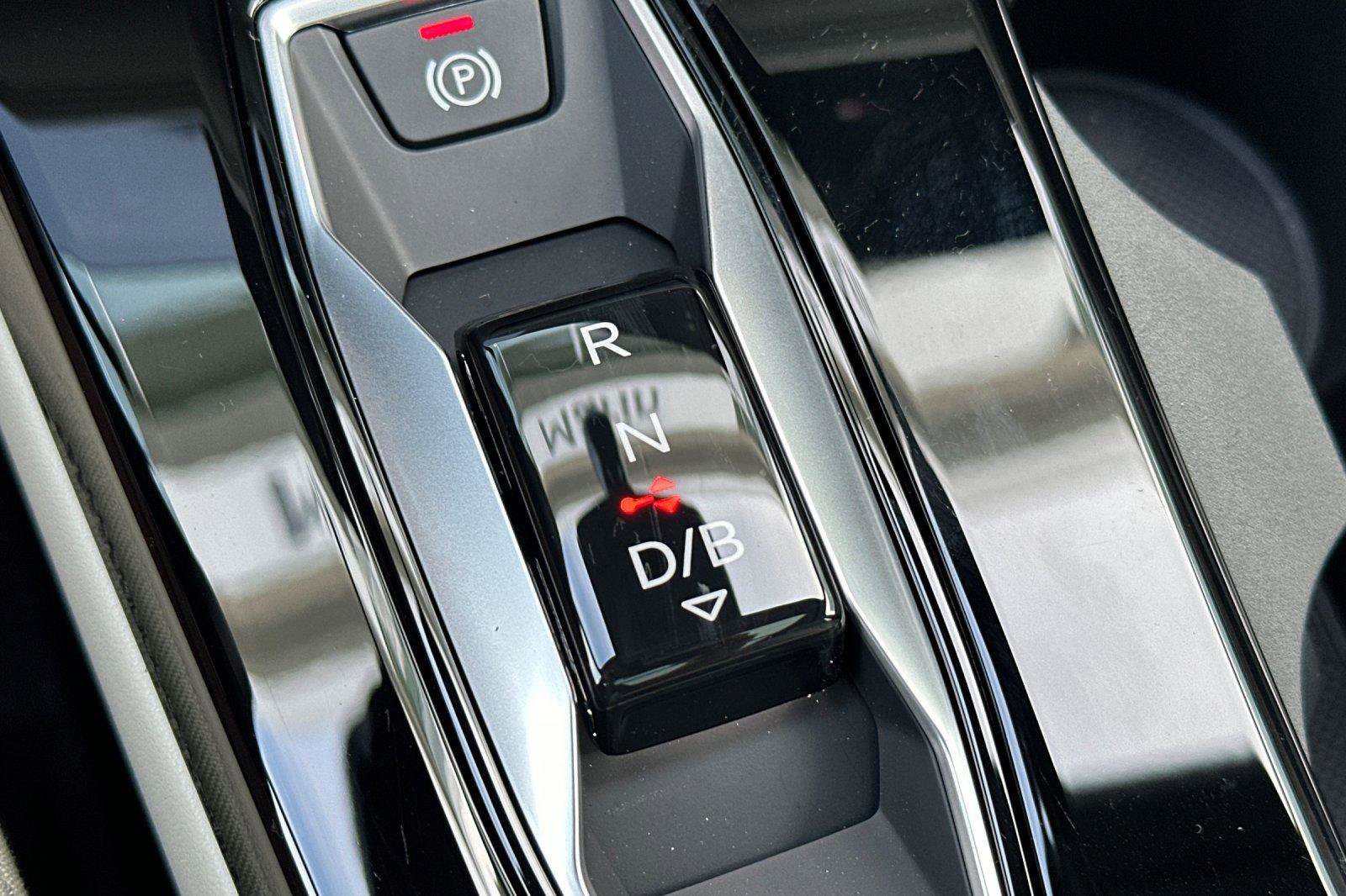 New 2025 Audi Q6 e-tron Premium Plus image 21