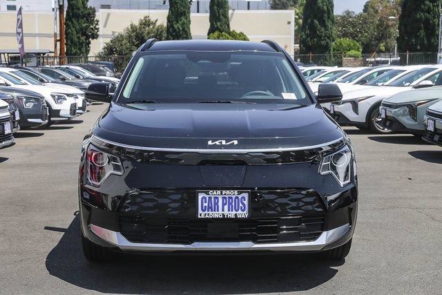 New 2026 Kia Niro Wind FWD image 3