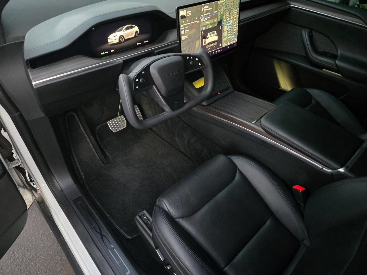 Used 2022 Tesla Model X Base AWD 4dr SUV image 19