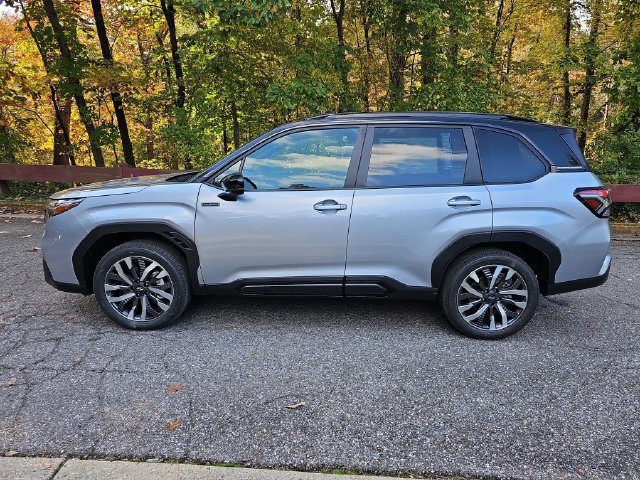 New 2026 Subaru Forester Touring AWD/4WD image 5