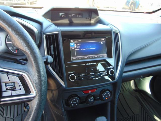 Used 2018 Subaru Impreza 2.0i Premium AWD/4WD image 12