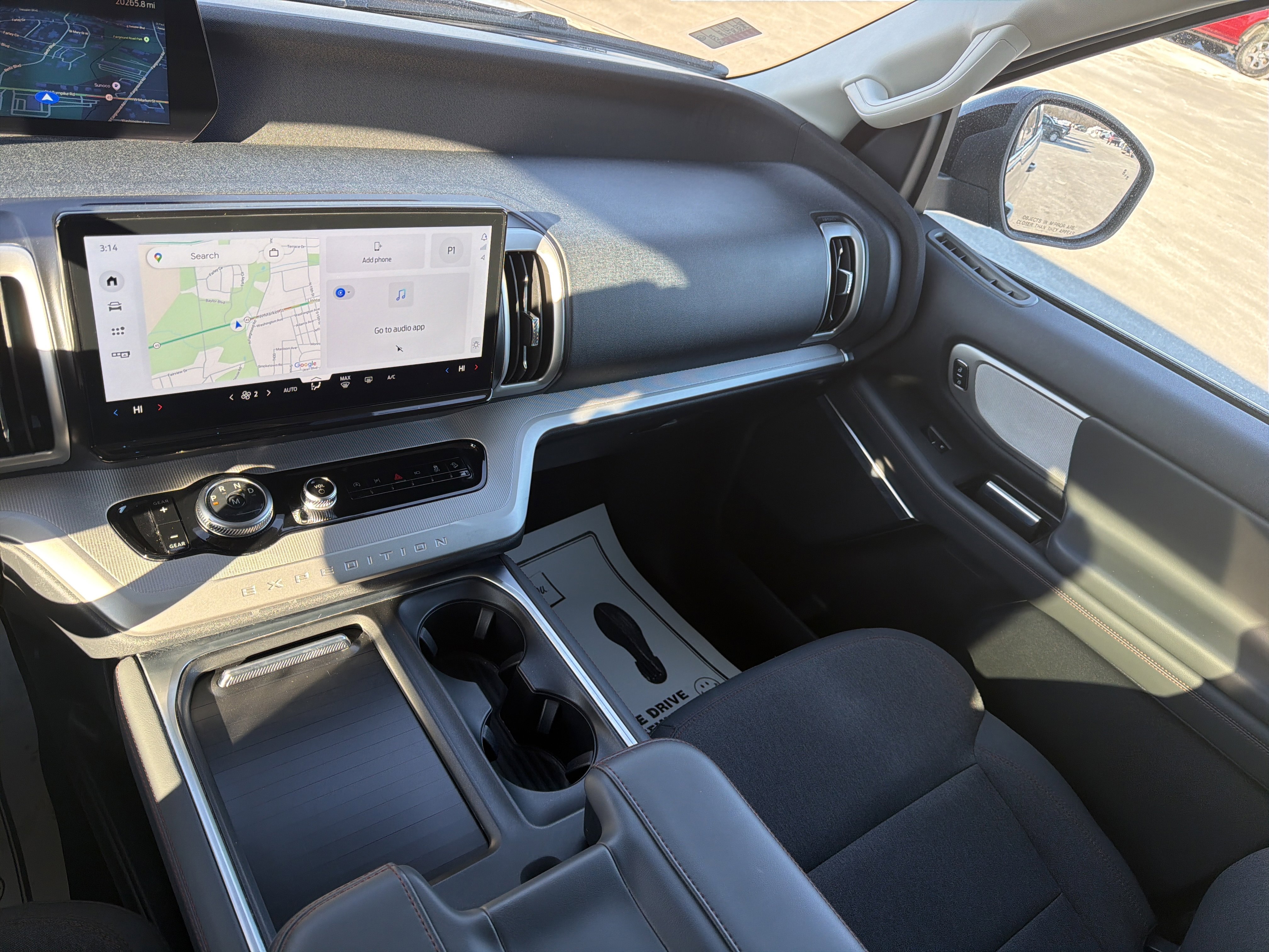 Used 2025 Ford Expedition Active image 23