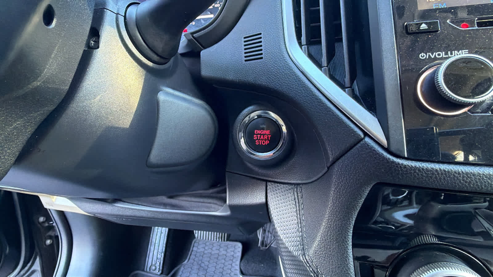 Used 2020 Subaru Forester Limited w/ Popular Package #3 image 17