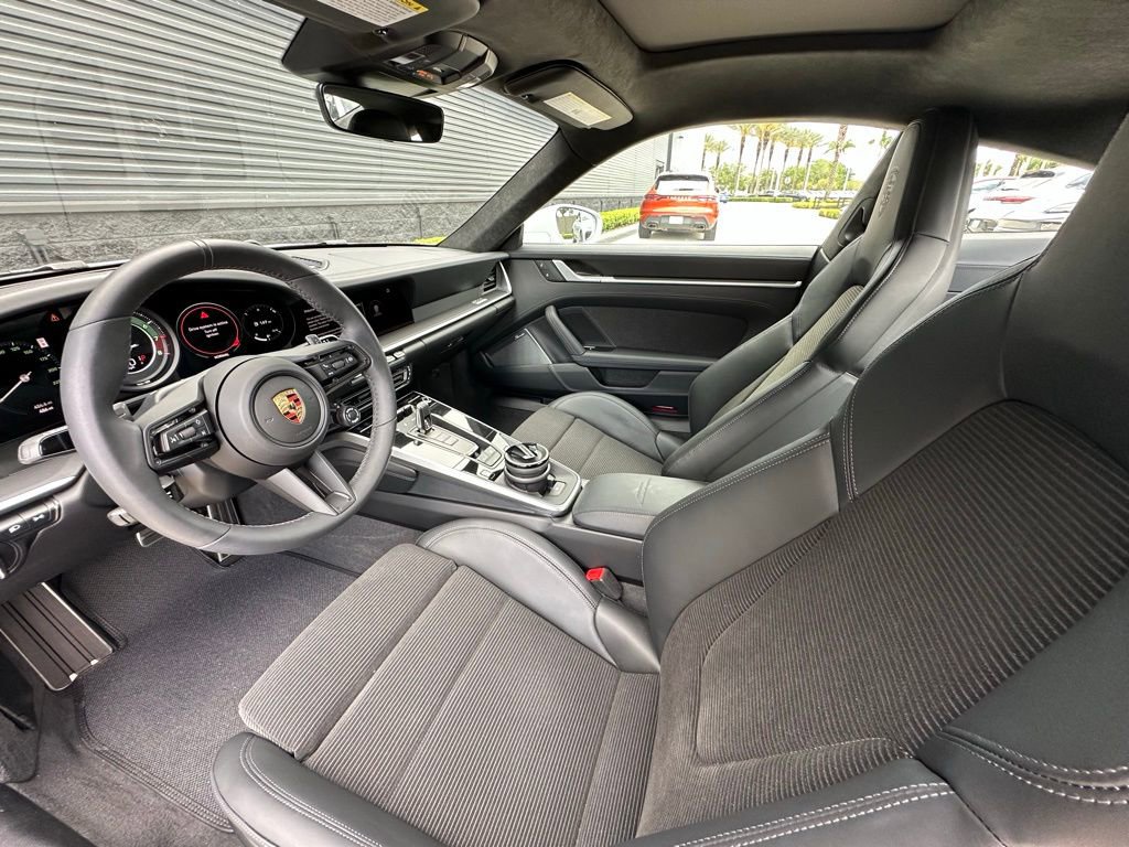 Certified 2025 Porsche 911 Turbo S AWD/4WD image 4