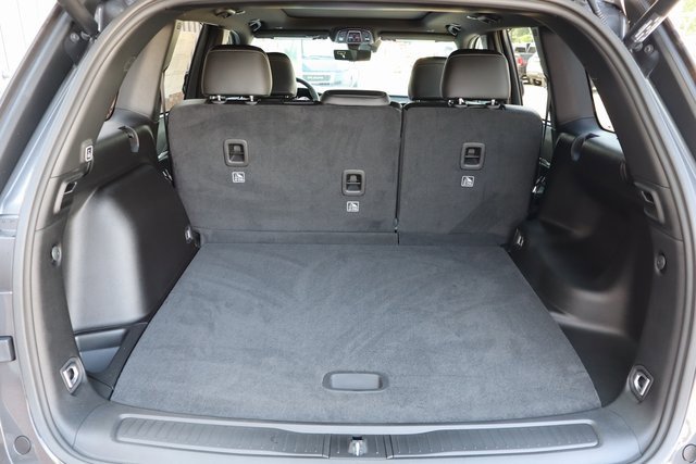 New 2025 Jeep Grand Cherokee Limited w/ Luxury Tech Group II image 37