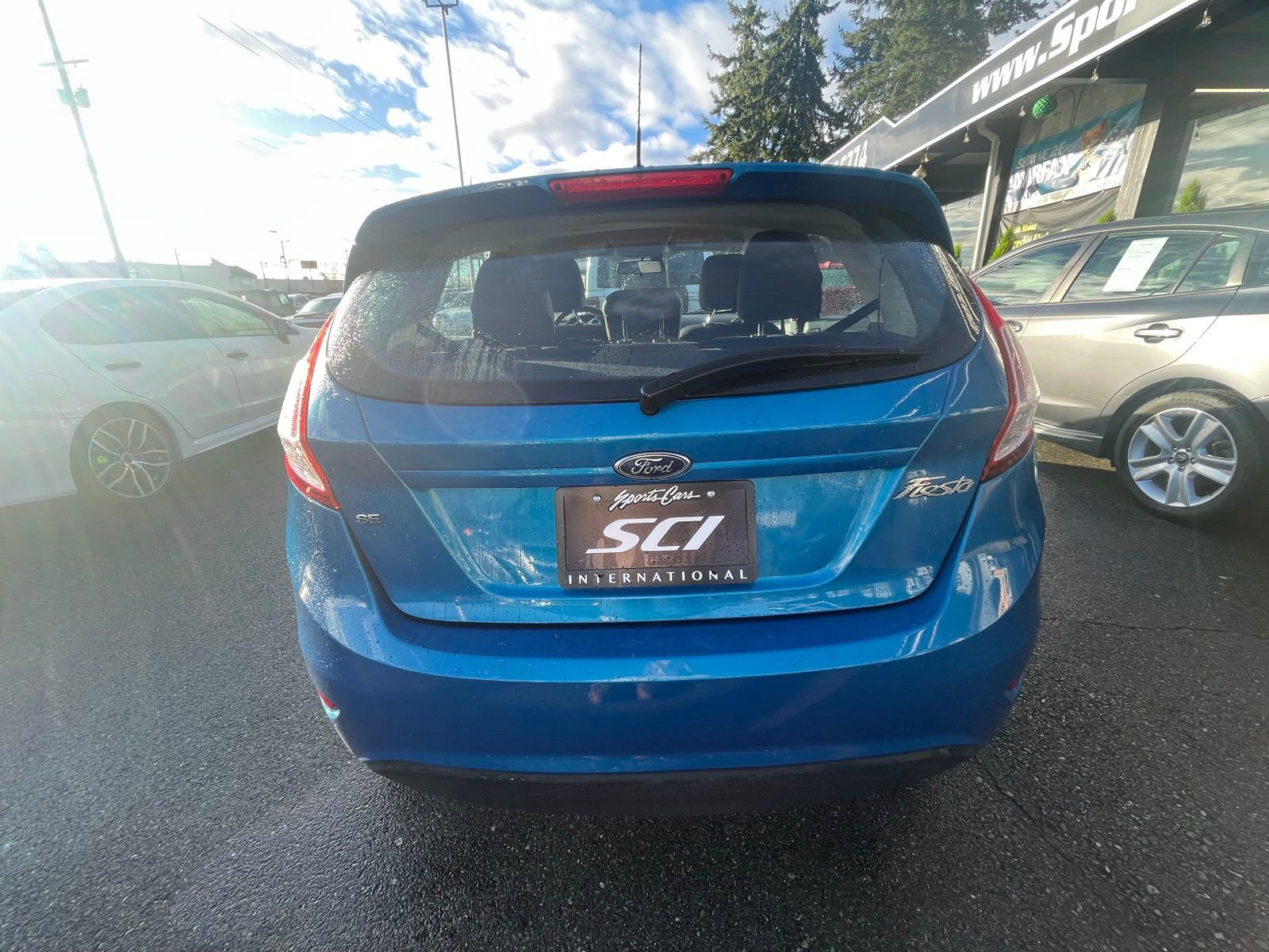 Used 2017 Ford Fiesta SE image 4