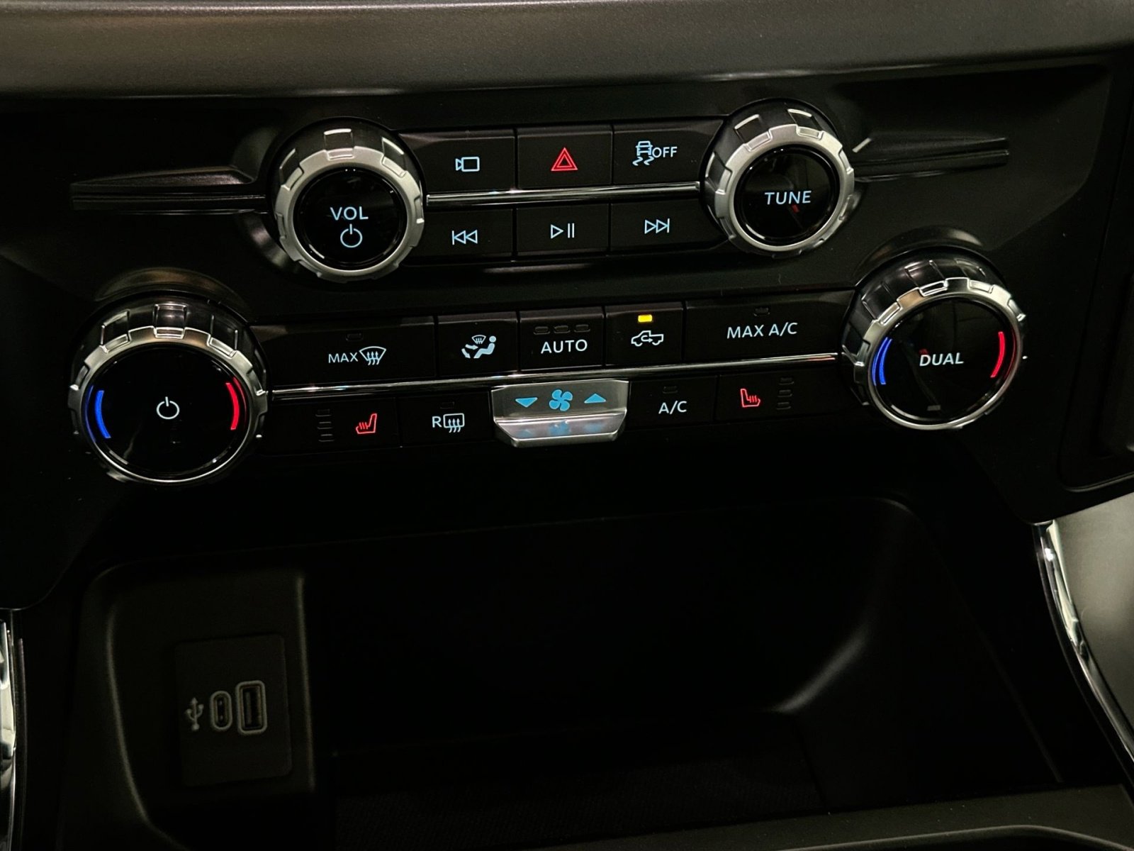 New 2026 Ford F150 XLT w/ Equipment Group 302A MID image 26