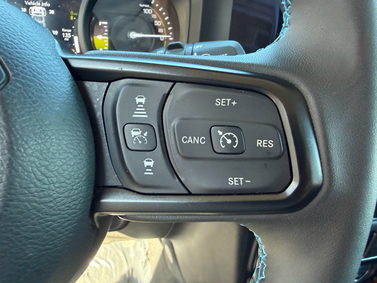 Used 2024 Jeep Wrangler Unlimited Rubicon 4xe image 26