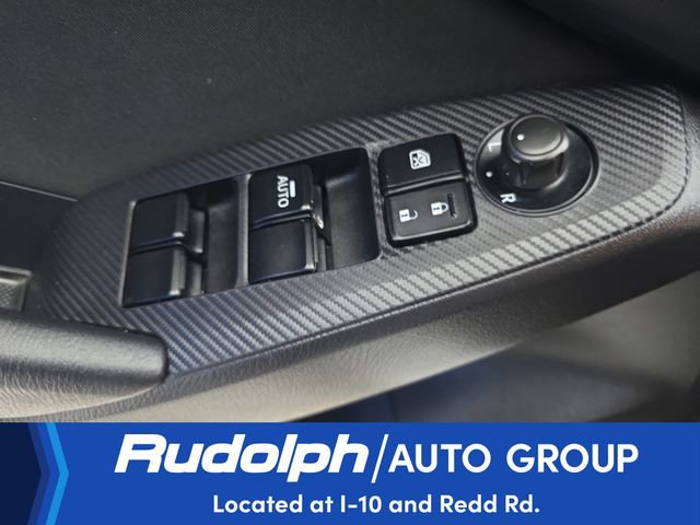 Used 2016 MAZDA MAZDA3 i Sport w/ Preferred Equipment Package image 11