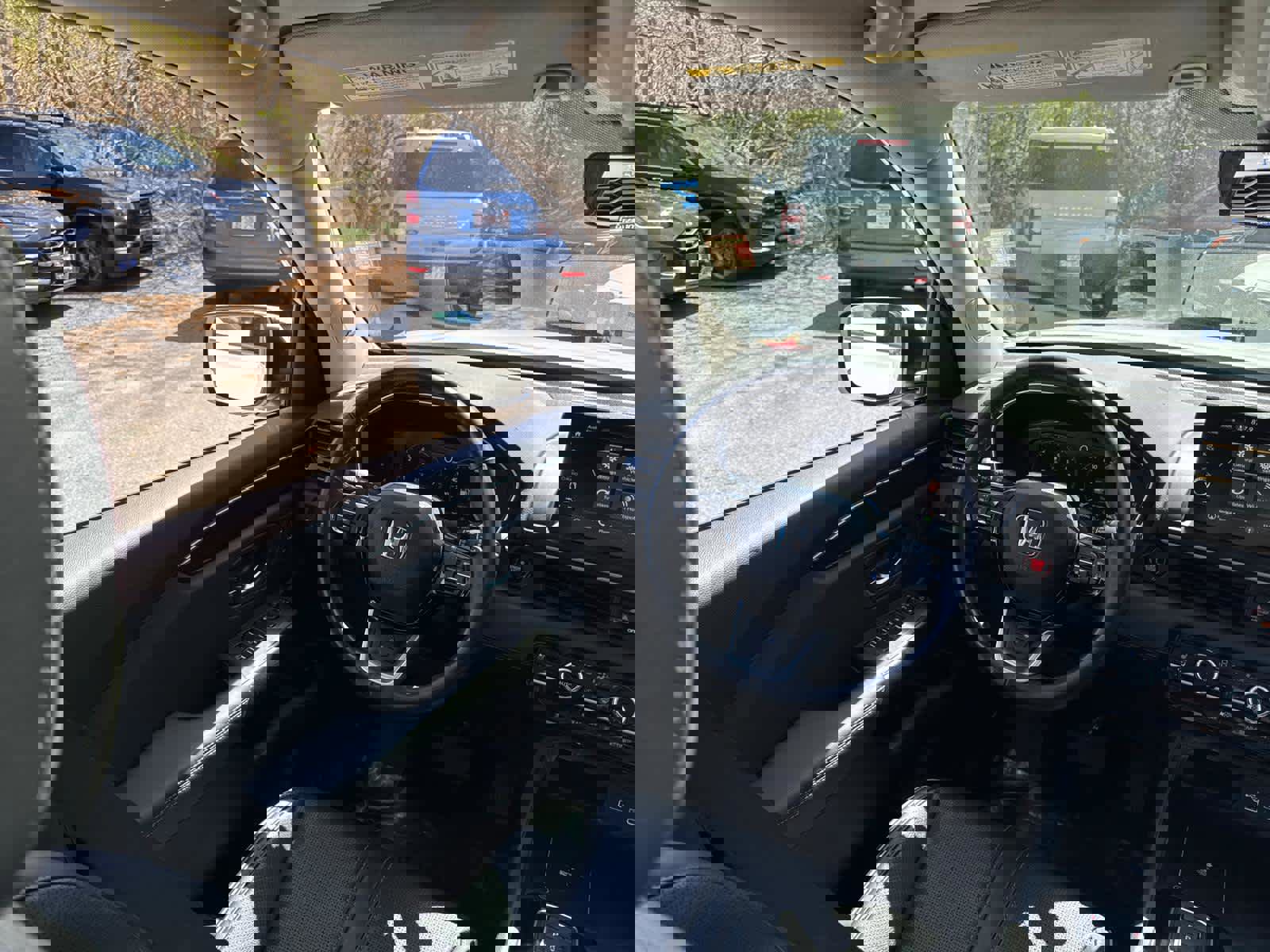 Used 2025 Honda Pilot Elite image 32