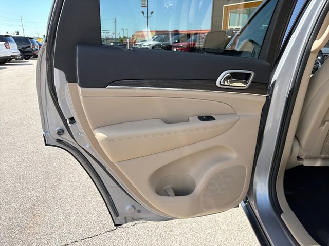 Used 2020 Jeep Grand Cherokee Limited image 23