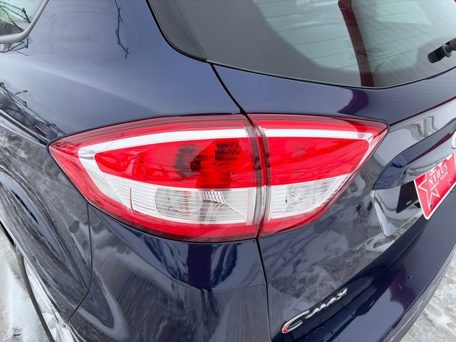 Used 2017 Ford C-MAX SE image 18