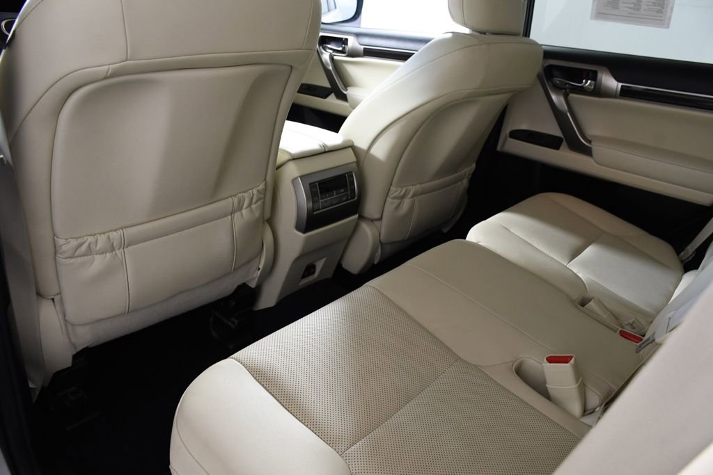 Used 2021 Lexus GX 460 Premium w/ Premium Package image 27