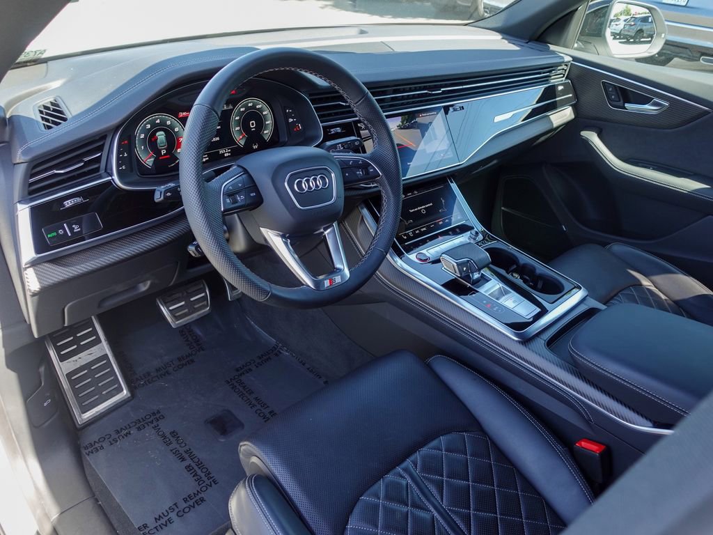 Used 2024 Audi SQ8 Premium Plus w/ Executive Package image 11