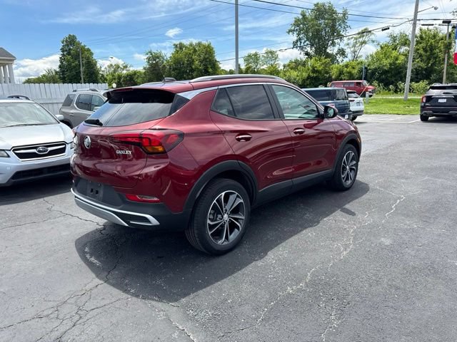 Used 2023 Buick Encore GX Select w/ Safety Package II FWD image 3