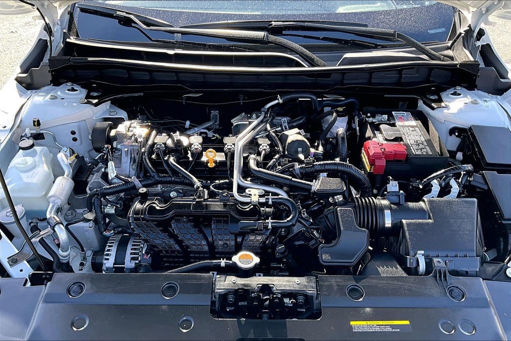 Used 2025 Nissan Altima 2.5 SR AWD/4WD image 11
