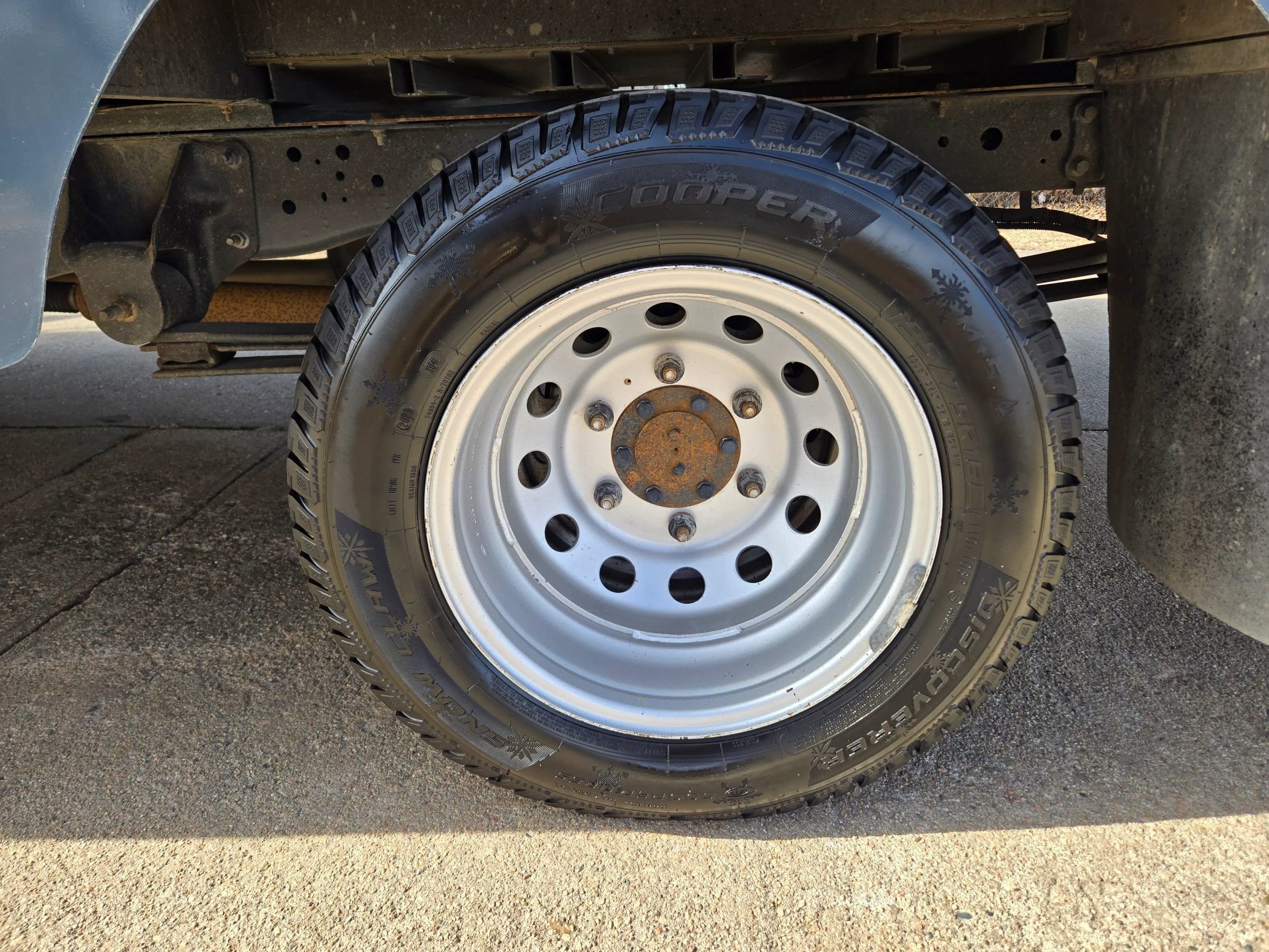 Used 2022 Ford Transit 350 350 HD XL Cutaway Van 2D image 22